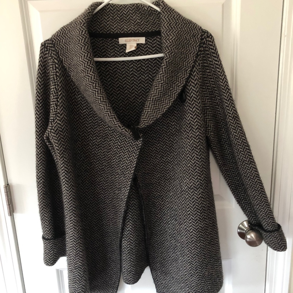 Ellen Tracy Medium Sweater/Jacket